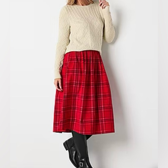 St. John's Bay Dresses & Skirts - St. John's Bay NWT Womens Long Flared Skirt Red Plaid Cotton Women's